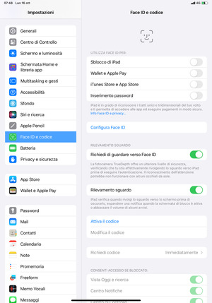 Scorri verso il basso e seleziona Face ID e codice
