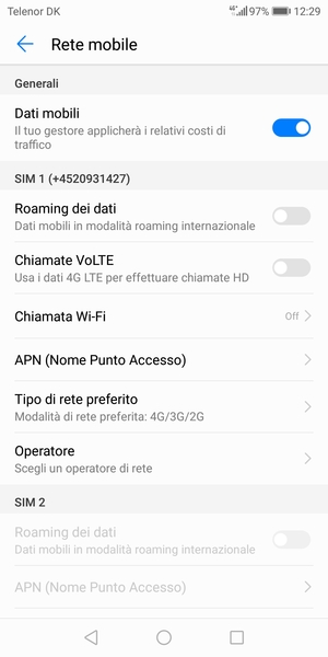 Scorri fino a SIM 1 o SIM 2 e seleziona APN (Nome Punto Accesso)