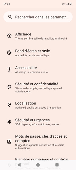 Faites défiler et sélectionnez Sécurité et confidentialité