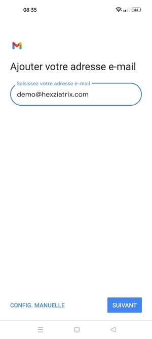 Saisissez votre adresse e-mail et sélectionnez SUIVANT