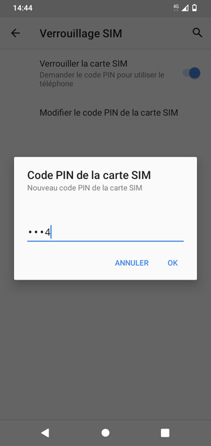 Saisissez votre Nouveau code PIN de la carte SIM et sélectionnez OK
