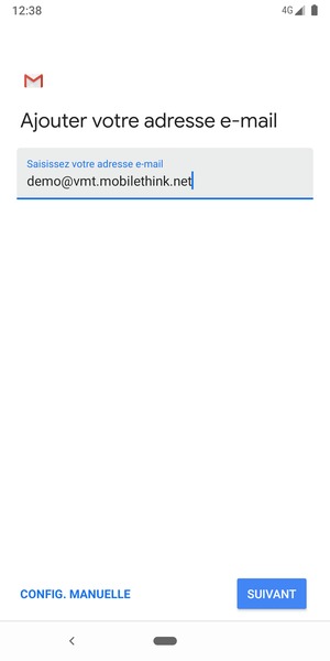 Saisissez votre adresse e-mail et sélectionnez SUIVANT