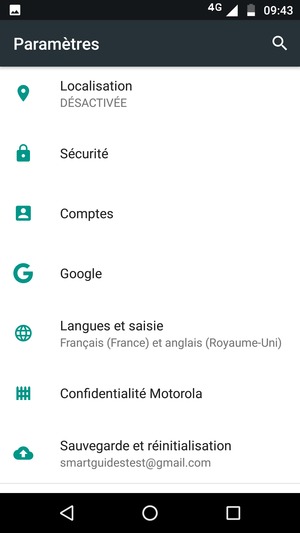 Faites défiler et sélectionnez Comptes