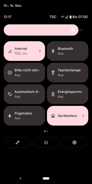 Stellen Sie die Helligkeit auf das erforderliche Niveau