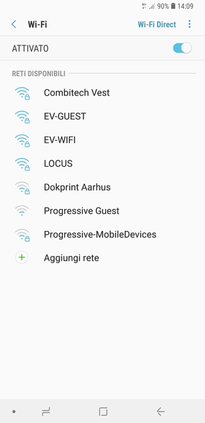 Seleziona la rete wireless a cui desideri connetterti