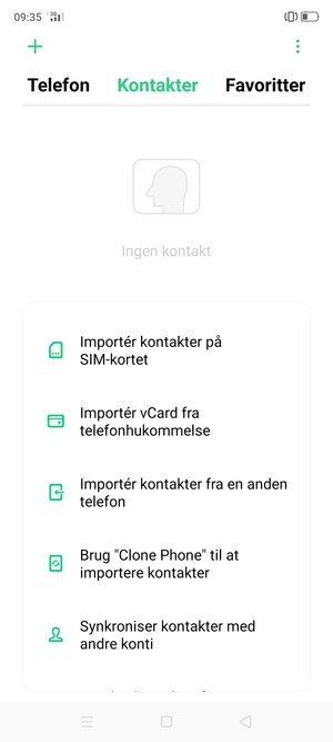 Vælg Importér kontakter på SIM-kortet