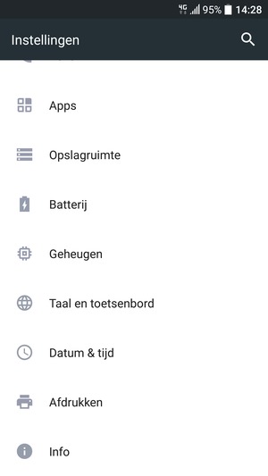 Scroll naar en selecteer Info