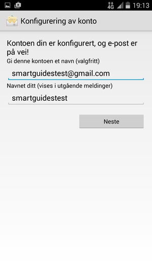 Gi kontoen din et navn, og skriv inn navnet ditt. Velg Neste