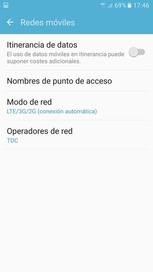 Para cambiar la red en caso de problemas de conectividad, seleccione Operadores de red
