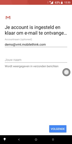 Geef uw account een naam en voer uw naam in. Selecteer VOLGENDE