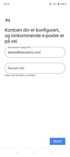 Gi kontoen din et navn, og skriv inn navnet ditt. Velg NESTE