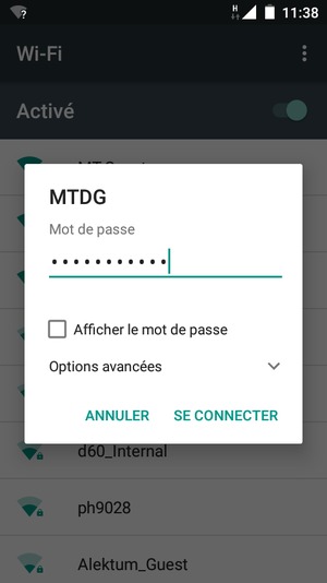 Saisissez le mot de passe du Wi-Fi et sélectionnez SE CONNECTER