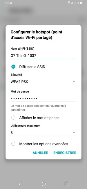 Saisissez un mot de passe de hotspot Wi-Fi d'au moins 8 caractères et sélectionnez ENREGISTRER