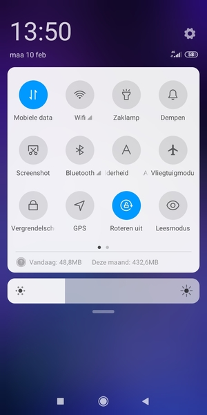 Veeg naar links