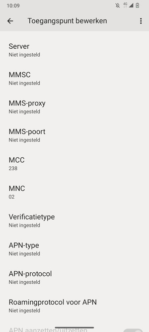 Scroll naar beneden en voer internetgegevens in