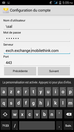 Saisissez votre Nom d'utilisateur et l'adresse du serveur Exchange. Sélectionnez Suivant