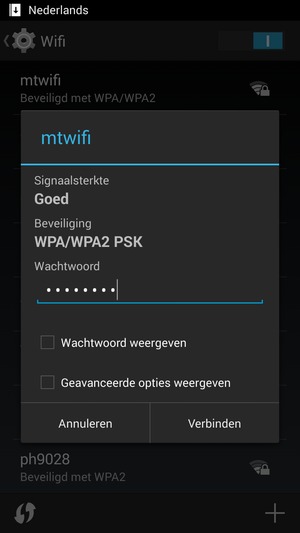 Voer het WiFi-wachtwoord in en selecteer Verbinden