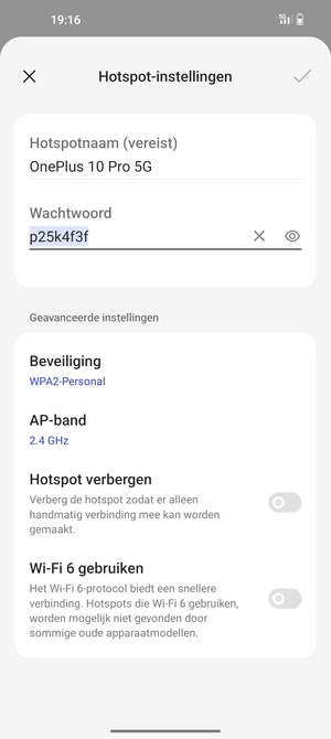 Voer een wachtwoord van een WiFi-hotspot in van ten minste 8 tekens en selecteer OK