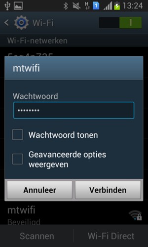 Voer het WiFi-wachtwoord in en selecteer Verbinden