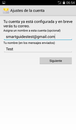 Déle a su cuenta un nombre y escriba su nombre. Seleccione Siguiente