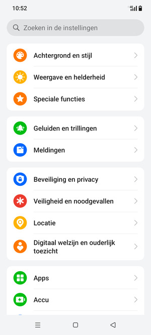 Scroll naar en selecteer Beveiliging en privacy