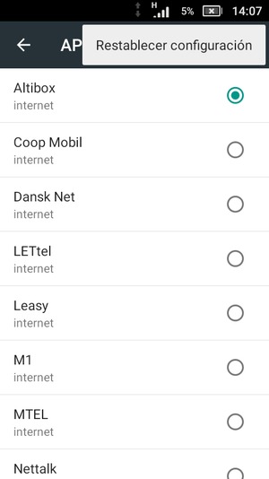 Seleccione Restablecer configuración