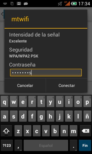 Introduzca la contraseña de Wi-Fi y seleccione Conectar