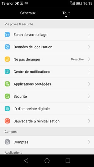 Faites défiler et sélectionnez Comptes