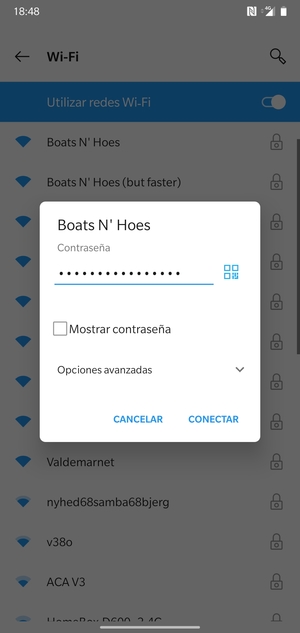 Introduzca la contraseña de Wi-Fi y seleccione CONECTAR