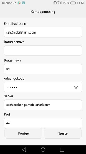 Indtast Exchange serveradresse og vælg Næste