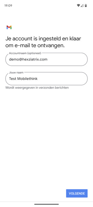 Geef uw account een naam en voer uw naam in. Selecteer VOLGENDE