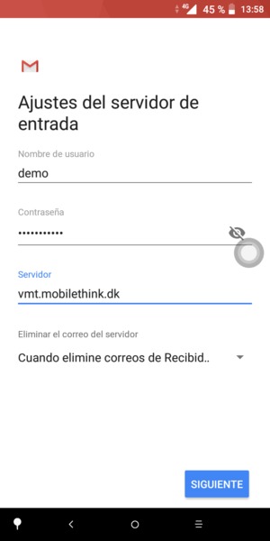 Introduzca Nombre de usuario y la dirección de servidor Entrada. Seleccione SIGUIENTE