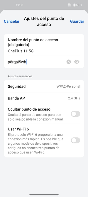 Introduzca una contraseña de punto de acceso Wi-Fi de al menos 8 caracteres y seleccione Guardar