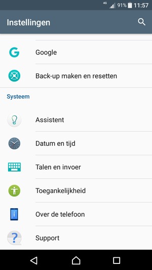 Scroll naar en selecteer Over de telefoon