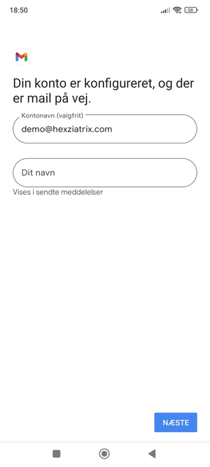 Giv din konto et navn og indtast dit navn. Vælg NÆSTE