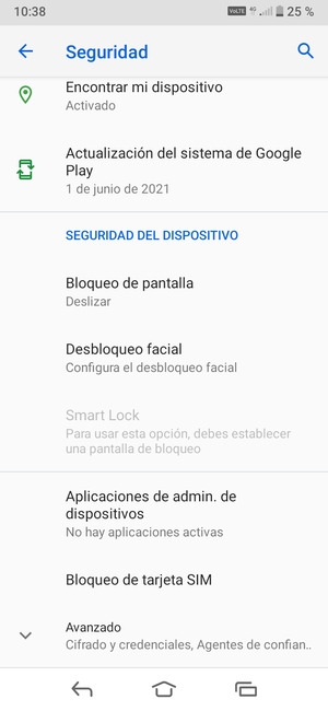Desplácese y seleccione Bloqueo de tarjeta SIM