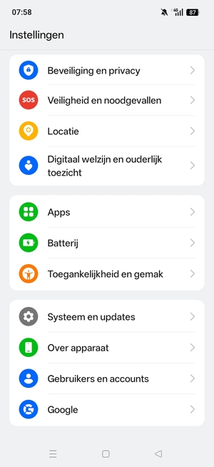Scroll naar en selecteer Beveiliging en privacy