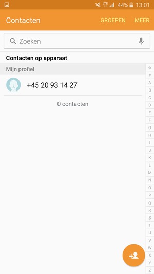 Selecteer
de Menu-knop of selecteer MEER