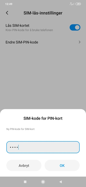 Skriv inn Ny PIN-kode for SIM-kort og velg OK