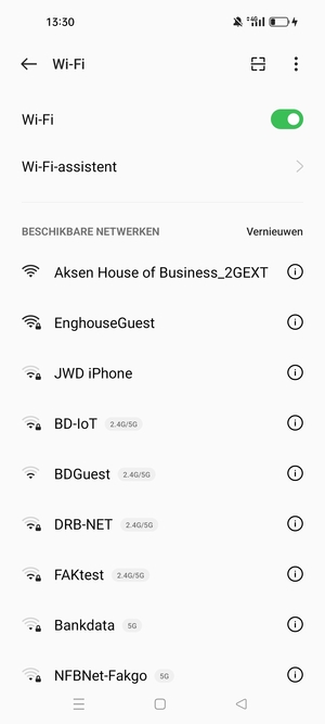 Selecteer het draadloze netwerk waarmee u verbinding wilt maken