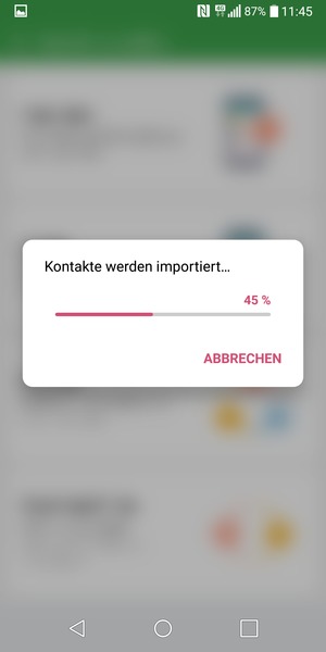 Ihre Kontakte werden in Ihrem Google Konto gespeichert und auf Ihrem Handy gespeichert, wenn Google das nächste Mal synchronisiert wird.