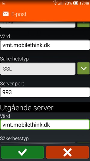 Scrolla ner och ange e-postinformation.  Välj OK