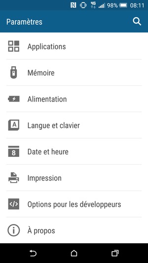 Faites défiler et sélectionnez À propos