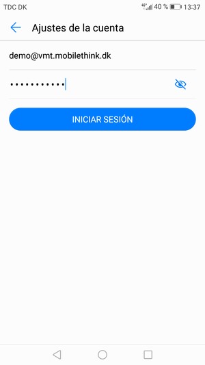 Introduzca su Dirección de correo electrónico y Contraseña. Seleccione INICIAR SESIÓN