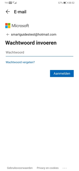 Voer uw Hotmail wachtwoord in en selecteer Aanmelden