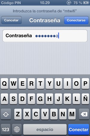 Introduzca la contraseña de Wi-Fi y seleccione Conectarse