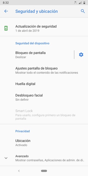 Desplácese y seleccione Avanzado