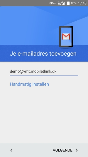 Voer uw e-mailadres in en selecteer VOLGENDE
