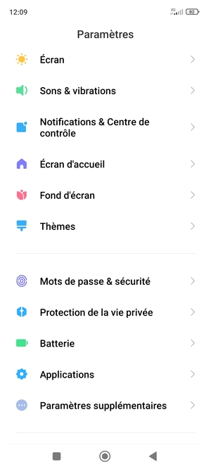 Faites défiler et sélectionnez Mots de passe & sécurité