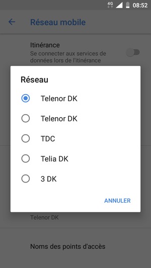 Sélectionnez un opérateur réseau dans la liste
